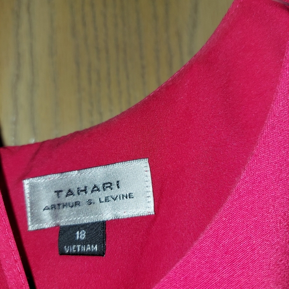 Women's Tahari Red Dress Size 18 - Picture 3 of 3